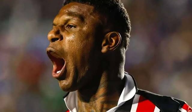 Arboleda volta a pedir desculpas e disse que quer reconquistar o são-paulino: “Pouco a pouco”