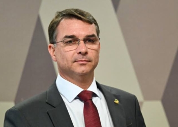 Flávio quer direcionar auxílio de famílias de detentos para vítimas