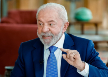 PoderData/Aya: governo Lula é desaprovado por 50%; 42% aprovam