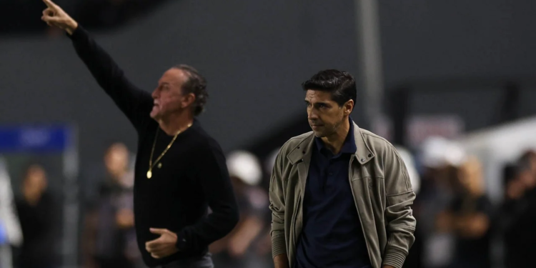 Abel Ferreira analisa partida, defende e cobra Vitor Roque: “Linguagem corporal”