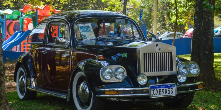 São Caetano promove exposição de carros antigos no Bosque do Povo neste domingo