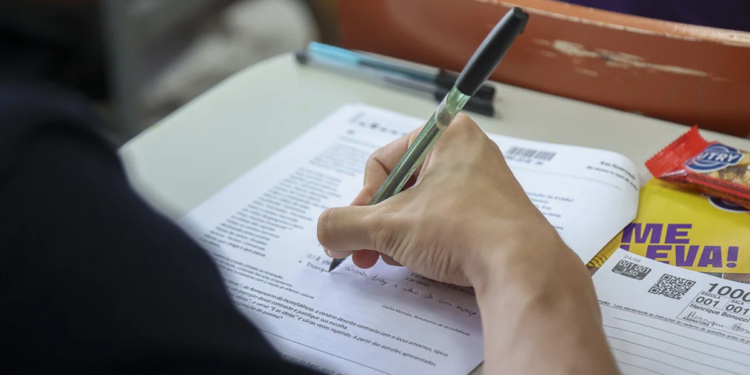 Saiba quais vestibulares estão com inscrições abertas nesta segunda