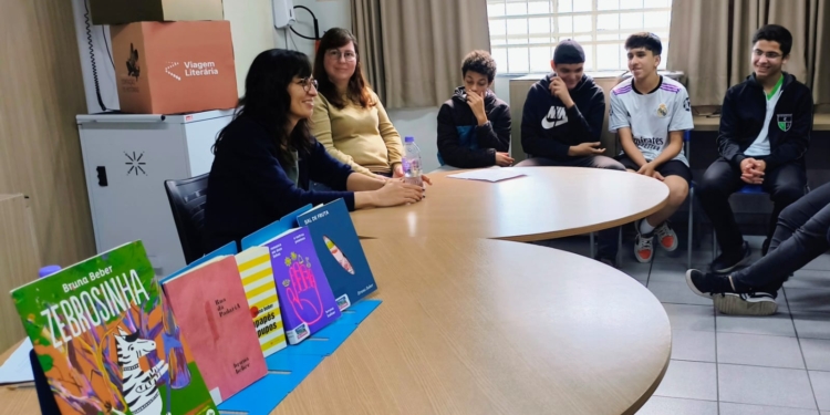 Poeta Bruna Beber é atração do Viagem Literária em Ribeirão Pires