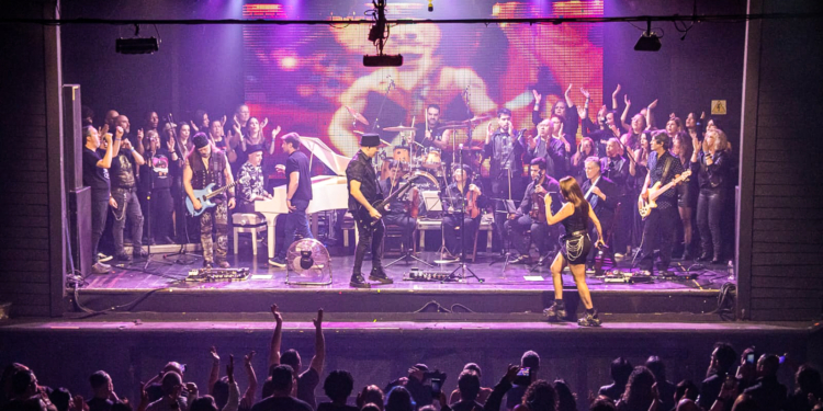 Coro da Cidade leva espetáculo com clássicos do rock ao Teatro Municipal de SA