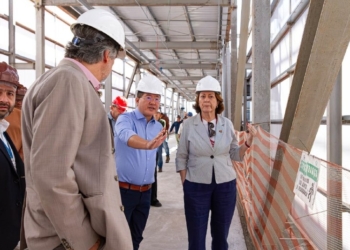 Obras do CEU Diadema são vistoriadas por autoridades municipais e federais