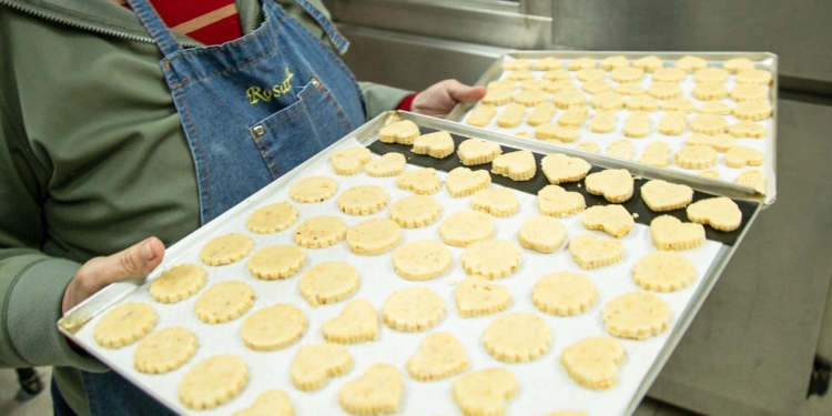 Santo André promove cursos de preparação de petit four