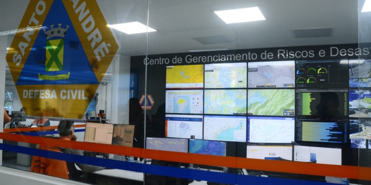 Chuvas: Santo André mantém Defesa Civil e secretarias em alerta máximo