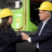 Eletra entrega a Ministro das Cidades proposta para financiamento de ônibus elétricos feitos no Brasil