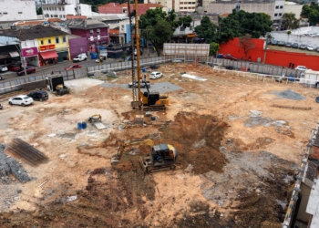 Obras de nova escola em SCS ganham primeiros elementos de fundação das edificações