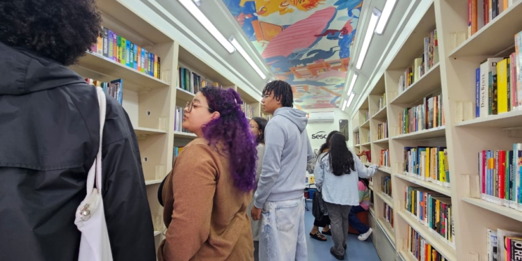 FLIRP encerra com literatura, poesia, quadrinhos e encontro entre autores e leitores