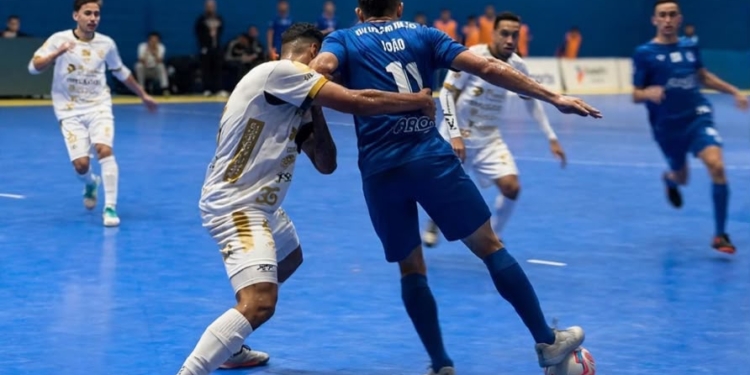 Liga São Caetano faz clássico regional contra Santo André Futsal visando a liderança geral do Paulista