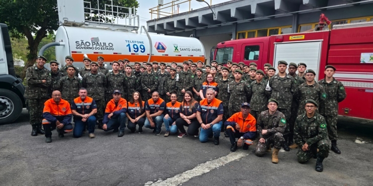 Defesa Civil de Santo André forma 100 atiradores do Tiro de Guerra