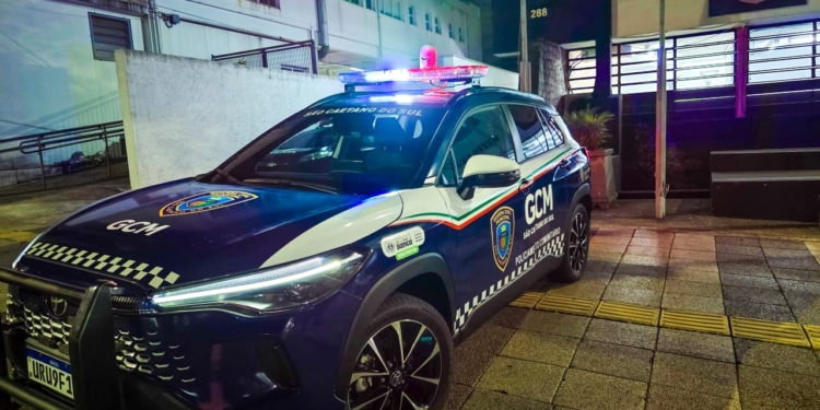 GCM de São Caetano prende homem após furto no CTE Mario Chekin de madrugada