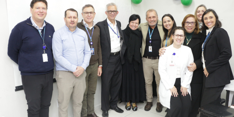 Com consultoria do Sírio-Libanês, Hospital Albert Sabin, em SCS, conclui implementação do Projeto Lean nas Emergências