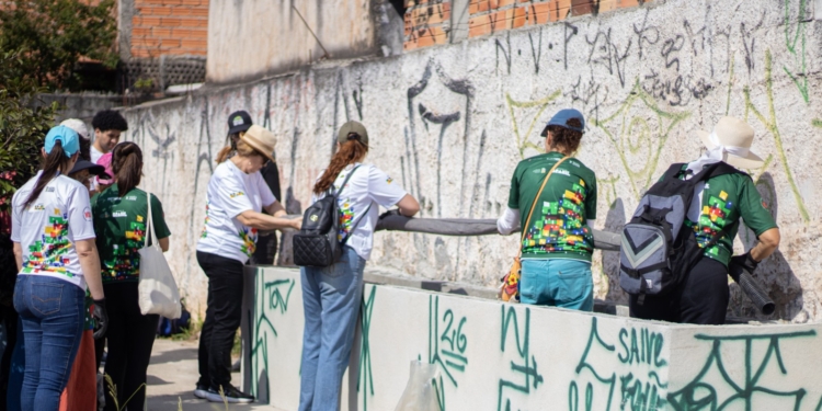 Santo André inova em infraestrutura verde com construção de jardineira de chuva