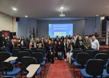 Vigilância Sanitária de Mauá reúne profissionais para reforçar boas práticas em drogarias