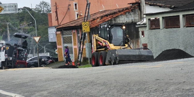 Ribeirão Pires inicia fresagem da Rua Miguel Prisco nesta quinta-feira