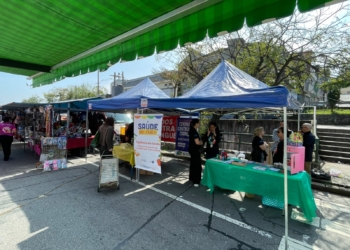 Ação educativa Saúde na Feira orienta mais de 200 pessoas no Alves Dias, em São Bernardo
