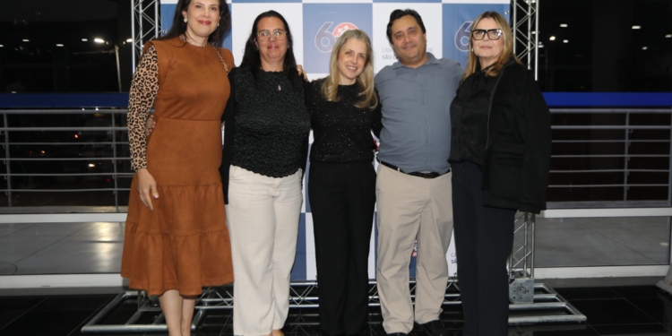 Singular recebe homenagem da Câmara de São Caetano pelo aniversário de 60 anos