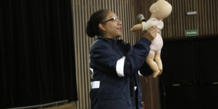 Santo André capacita profissionais da Educação em primeiros socorros