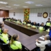 Marcelo Oliveira entrega novos uniformes aos agentes de trânsito