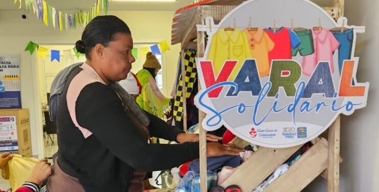 Varal Solidário distribui 4.450 peças e percorre todas as UBS de Ribeirão Pires