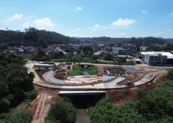 Viaduto Estaiado de RP terá interdição parcial na Av. Humberto de Campos para içamento de vigas
