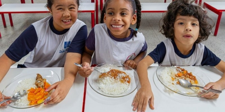 Escolas de Diadema terão cardápio especial no mês das crianças