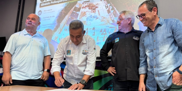 Ribeirão Pires retoma construção de novo complexo esportivo na Vila Gomes
