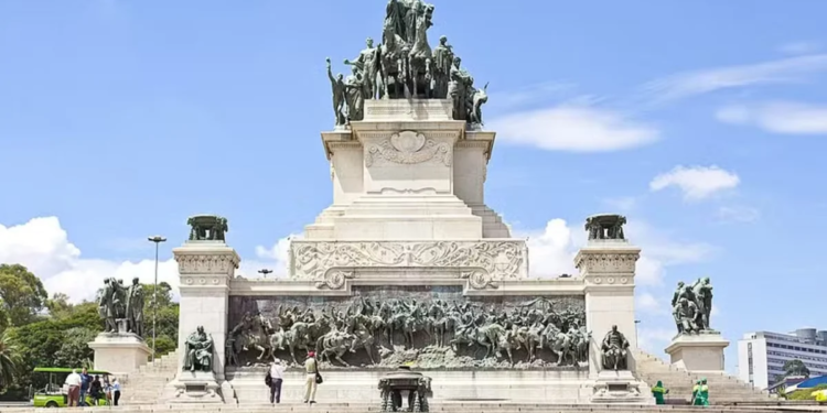 Cripta Imperial reabre após 4 anos