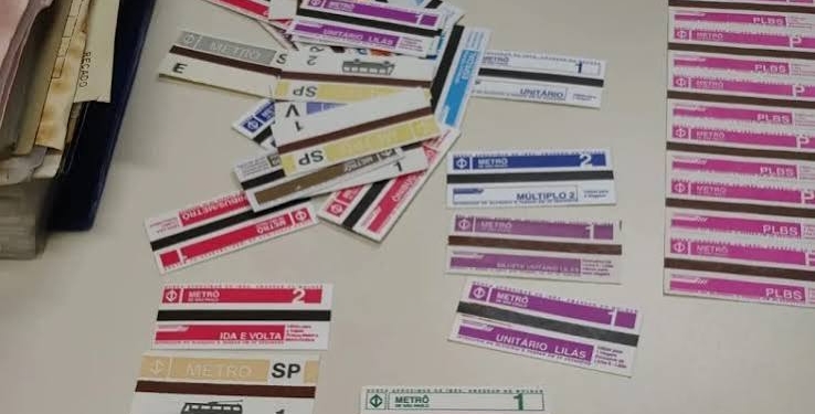 Passageiros do Metrô têm até 31 de outubro para usar bilhetes magnéticos