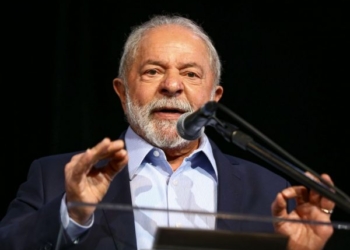 Mensagens revelam que Lula “agradeceu mais uma vez” uísque presenteado por Vorcaro