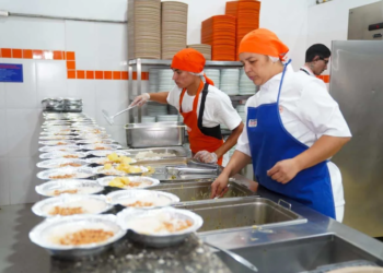 Bom Prato Móvel: 15 unidades passam a atender em novos endereços a partir da próxima segunda-feira (21)