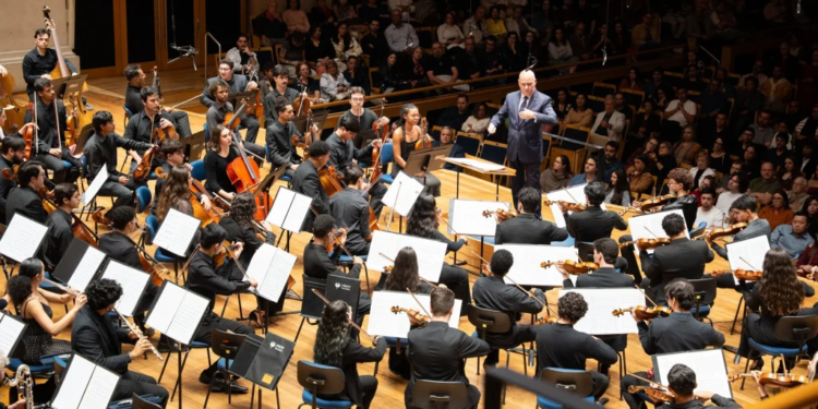 Orquestra Jovem do Estado faz concerto gratuito na Sala São Paulo