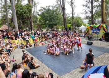 São Caetano celebra Semana das Crianças com programação no teatro e Dia de Brincar no parque