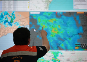 Defesa Civil de SP monitora chuva forte no oeste paulista e envia 12 alertas à população