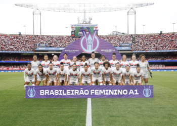 São Paulo leva 49.405 torcedores para jogo contra o Corinthians e quebra recorde no feminino
