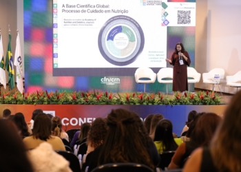 Cuidado de alunos de SBC que usam sondas alimentares é reconhecido em congresso nacional