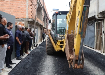 Ruas do Morro da Kibon começam a ganhar asfalto novo