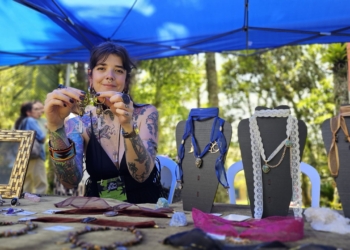 Casa da Bruxa reúne arte, gastronomia vegana e empreendedorismo em RP