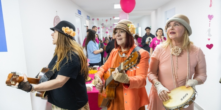Acolhimento e bem-estar de pacientes marcam ação do Centro de Oncologia de SCS no Outubro Rosa