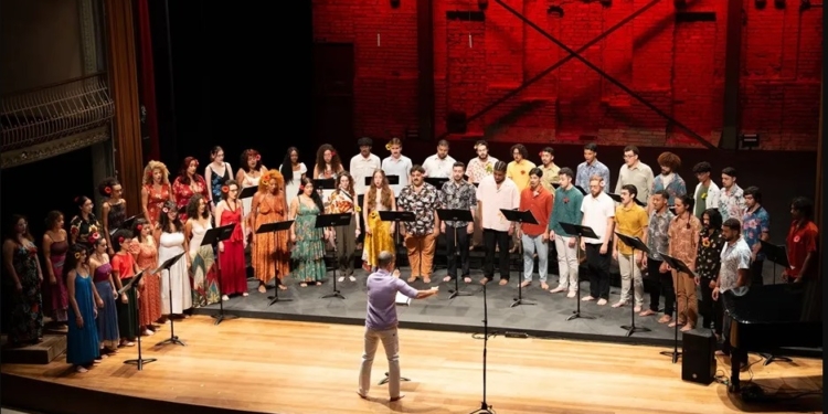 Ribeirão Pires recebe apresentação gratuita do Coral Jovem do Estado de São Paulo neste domingo