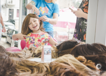 Cabelegria recebe doações de cabelo no Shopping Central Plaza