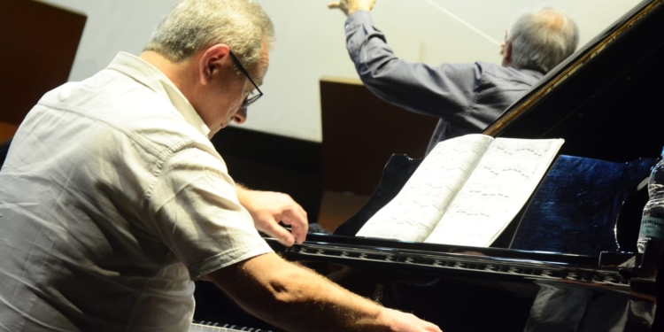Concerto com pianista francês Pascal Galley explora imagens sinfônicas em Santo André