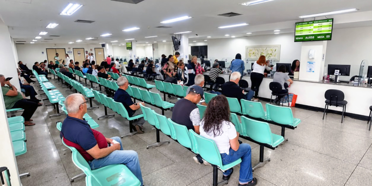 ‘Mário Covas’ reestrutura farmácia de alto custo e reduz tempo de espera em cerca de 60%