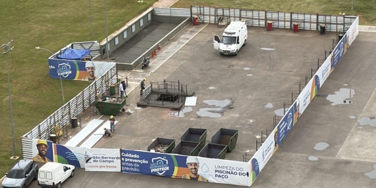 Limpeza do Piscinão do Paço de SBC avança para prevenir eventos climáticos extremos