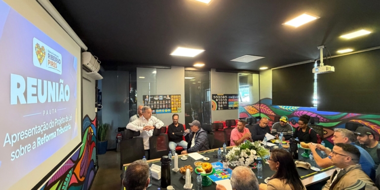 Ribeirão Pires apresenta proposta de Reforma da Previdência a vereadores