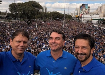 Flávio, Tarcísio e Nunes estarão no “Bloquinho do 22” na Paulista