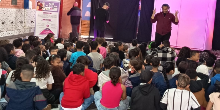Agenda de palestras garante informação e ação para prevenir a violência contra as mulheres, em Mauá