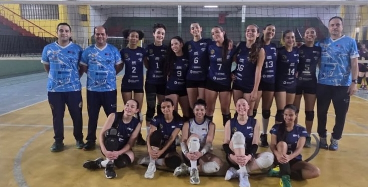 Equipe de vôlei feminino sub-19 de Diadema é campeã da série Bronze